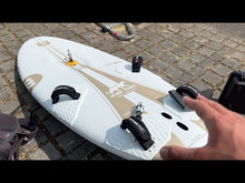 Load and play video in Gallery viewer, FUTURE FLY WHITE TIGER FREERACE