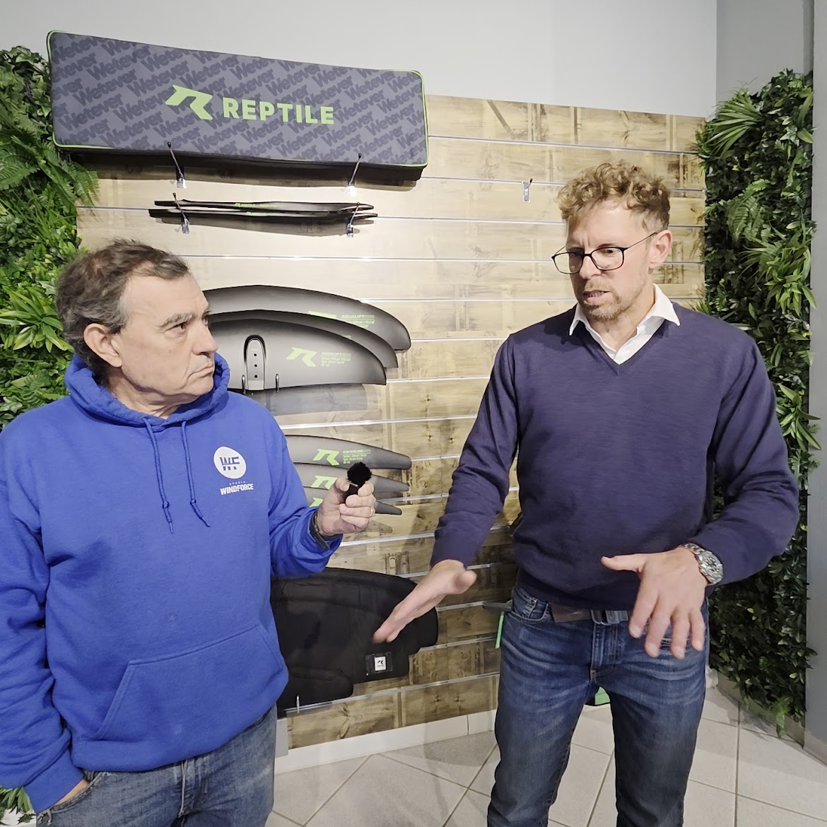 Andrea Cella introduces us to Reptile Wingfoiling