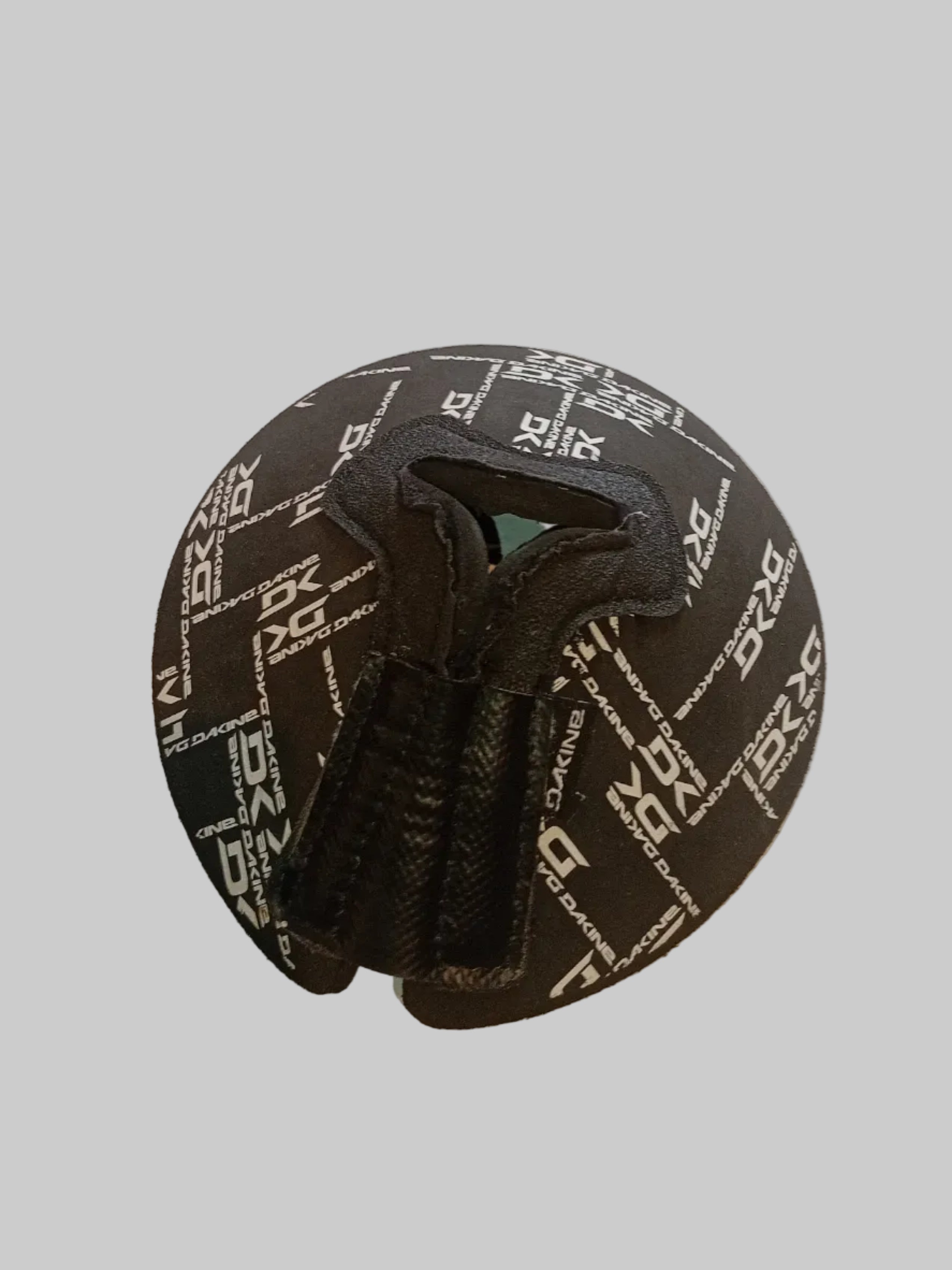 DAKINE BASE PROTECTOR - USED
