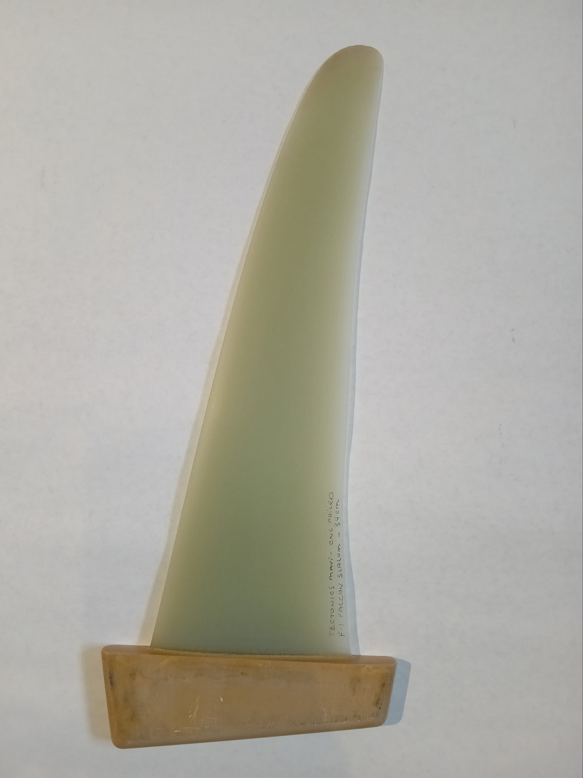 TECTONICS MAUI F-1 FALCON SLALOM TUTTLE 34cm FIN - USED