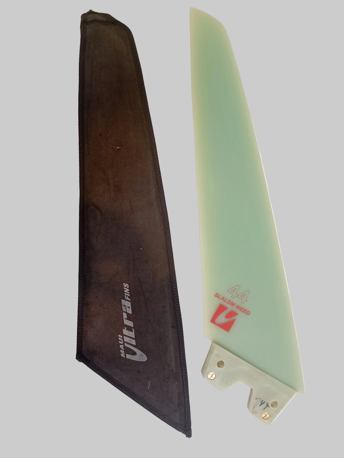 MAUI ULTRA FINS SLALOM-WEED G-10 44 DEEP TUTTLE FIN - USED