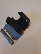 Load image into Gallery viewer, AERON MK15 TAILEND WITH BOLTS (NO ROPE)
