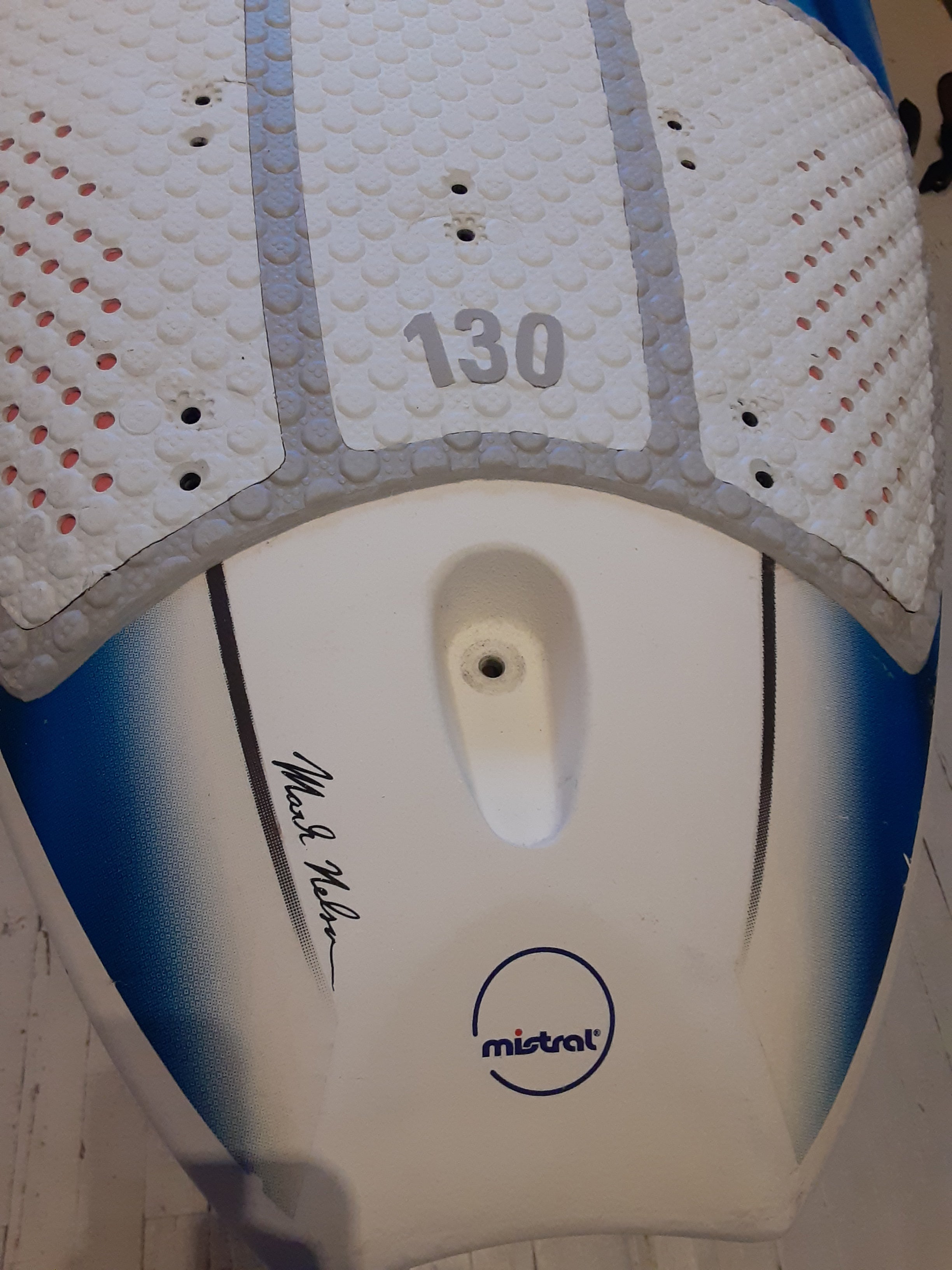 MISTRAL EXPLOSION 130 (MARK NELSON) BOARD - USED