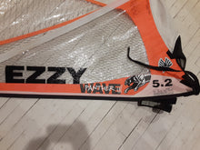 Charger l&#39;image dans la galerie, EZZY SAILS WAVE PANTHER 5.2 SAIL - USED
