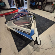 Load image into Gallery viewer, GUN SAILS TRANSWAVE 5.0 COMPLETE RIG - USED
