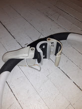 Load image into Gallery viewer, GUN SAILS EXPERT 180-230cm HYBRID TECHNOLOGY ALUMINIUM BOOM - USED
