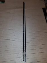 Load image into Gallery viewer, EZZY HOOKIPA 490 RDM 91% CARBON MAST - USED
