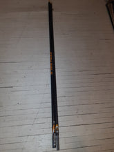 Load image into Gallery viewer, EZZY HOOKIPA 460 RDM 91% CARBON MAST - USED (MAST 2 of 2)
