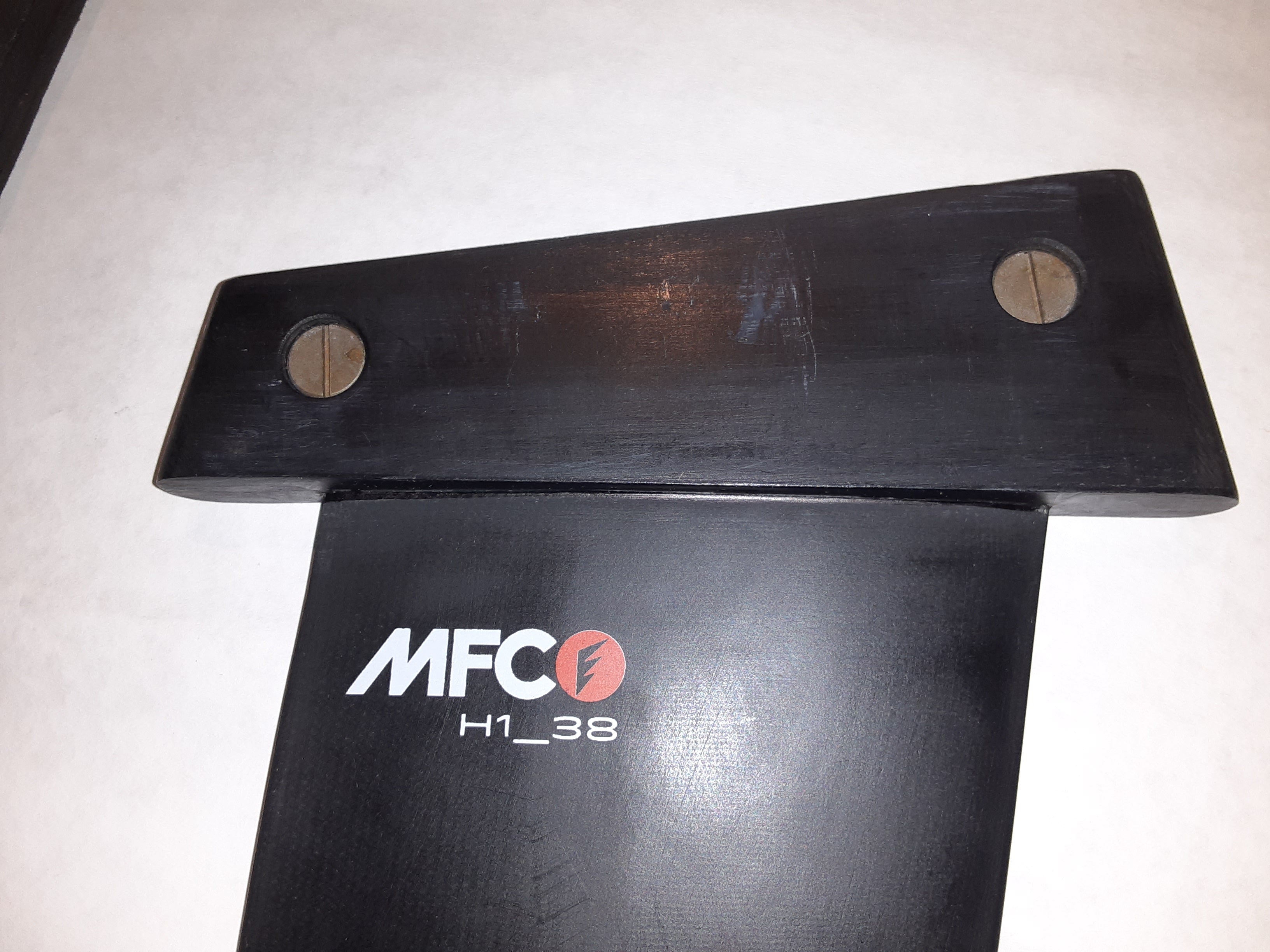 MFC HAWAII H1_38 TUTTLE FIN - USED