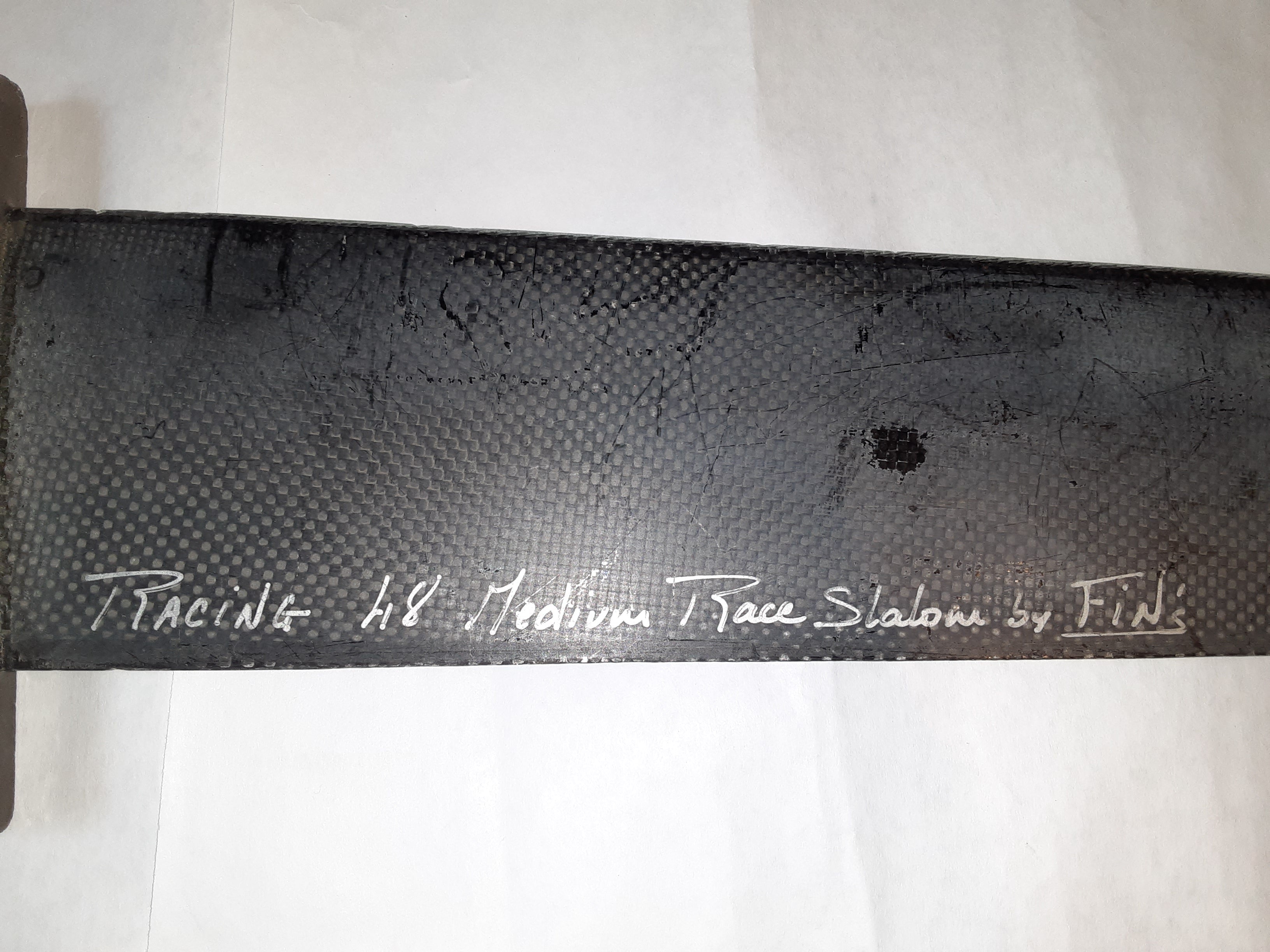 RACING 48 MEDIUM RACE SLALOM TUTTLE FIN BY FIN'S - USED