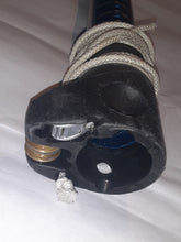 Charger l&#39;image dans la galerie, CHINOOK ALUMINUM MAST SDM PUSH PIN EXTENSION 48 - USED
