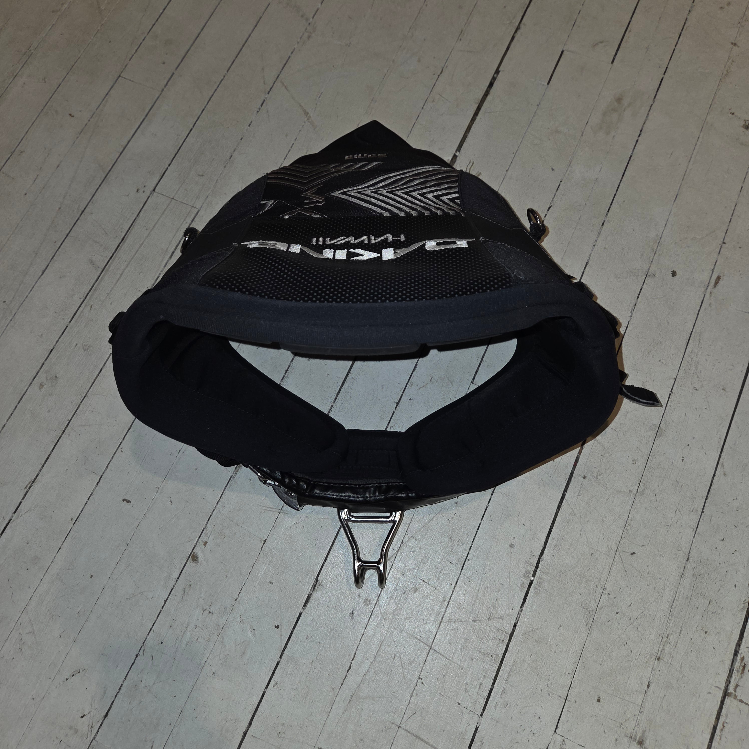 DAKINE SONIC HARNESS 25cm/10"  (Large fits 32 to 34 waist)- USED