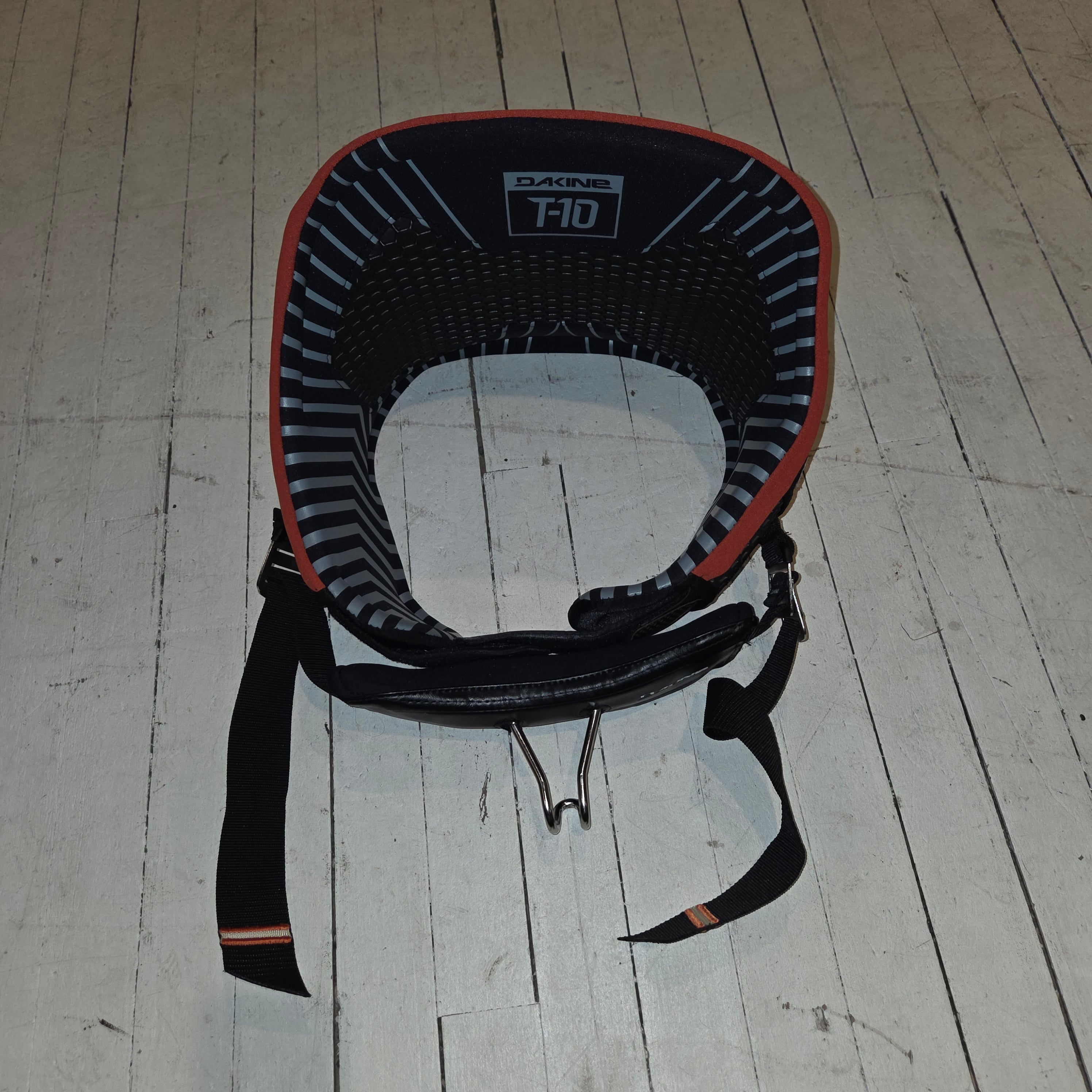 DAKINE T10 XL HARNESS - USED