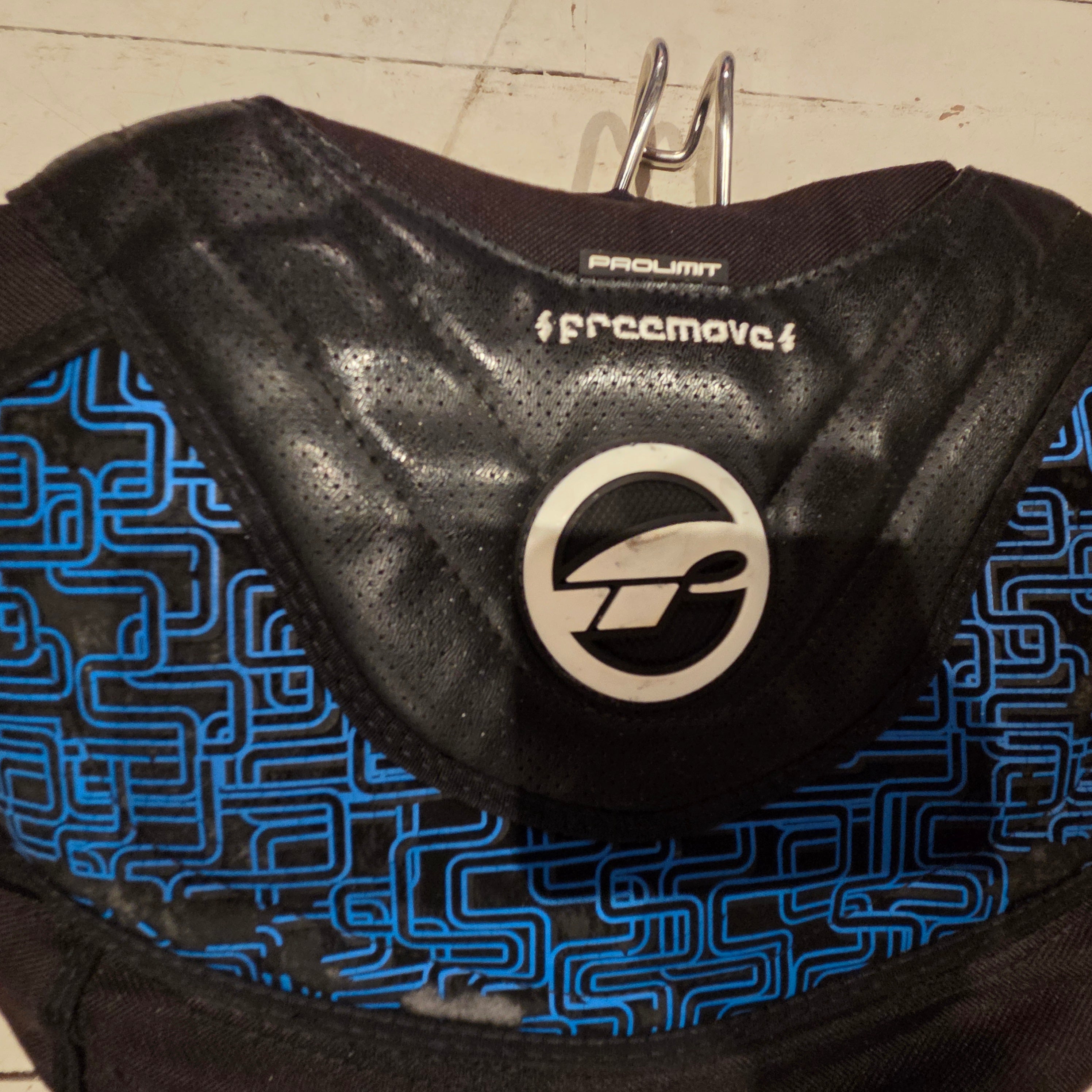 PROLIMIT FREEMOVE SEAT HARNESS (SMALL) - USED