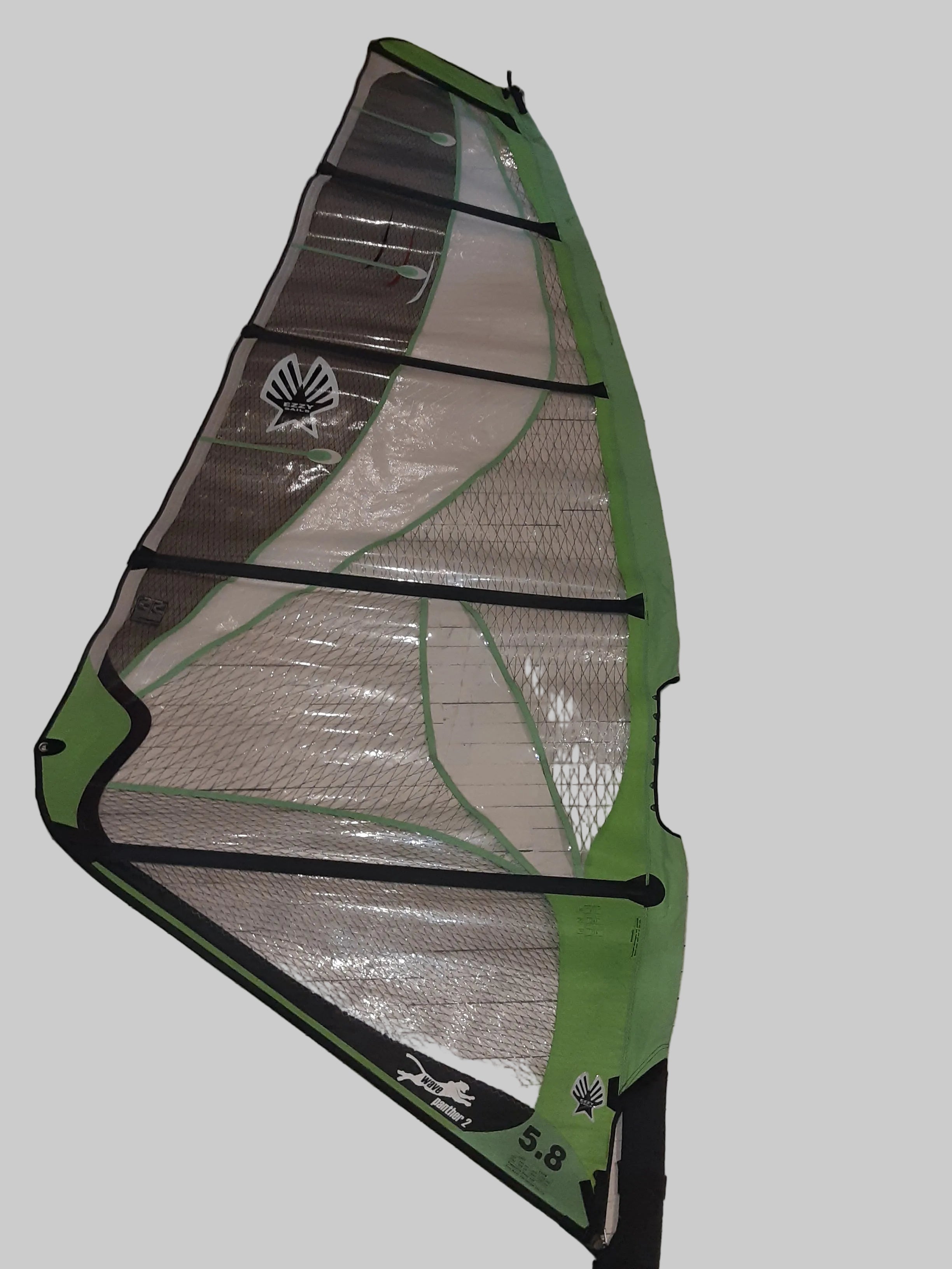EZZY WAVE PANTHER 2 5.8 SAIL - USED