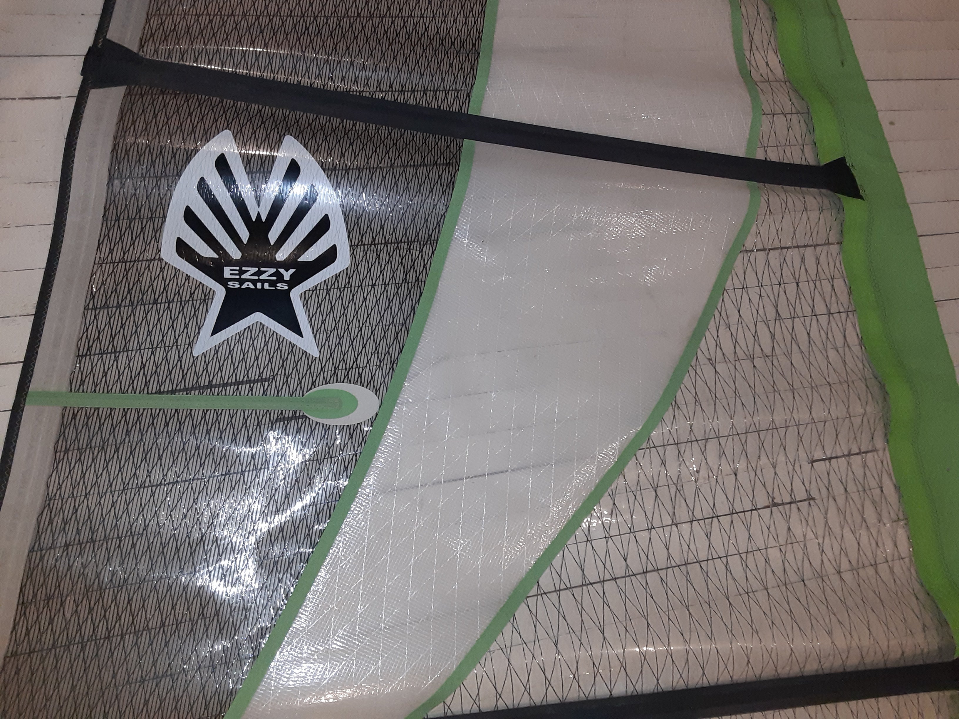 EZZY WAVE PANTHER 2 5.8 SAIL - USED