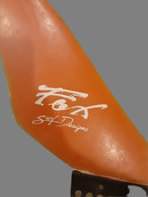 Charger l&#39;image dans la galerie, TRUE AMES FOX SURF DESIGNS WEED FIN TRIM BOX - USED
