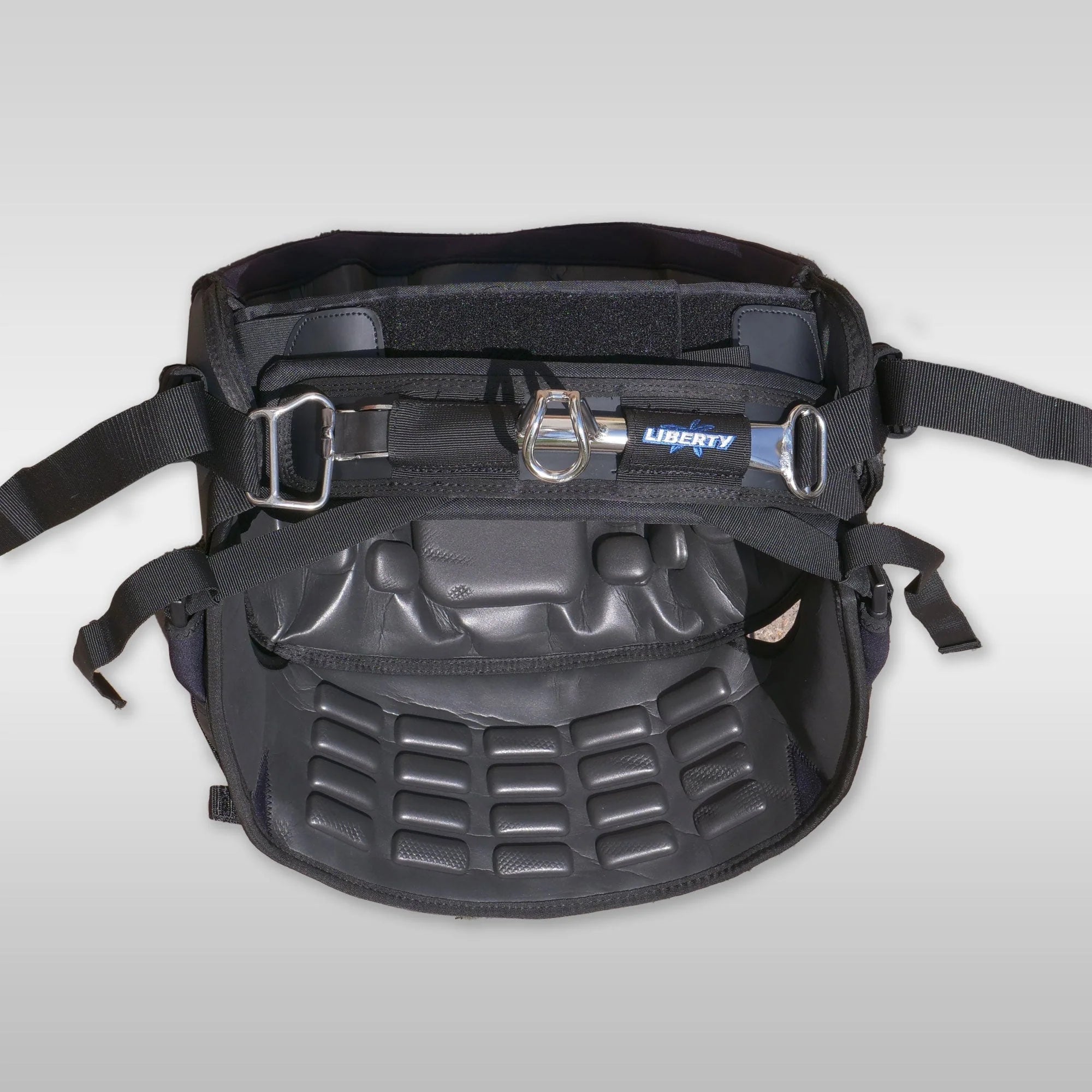 LIBERTY CARBON HARNESS